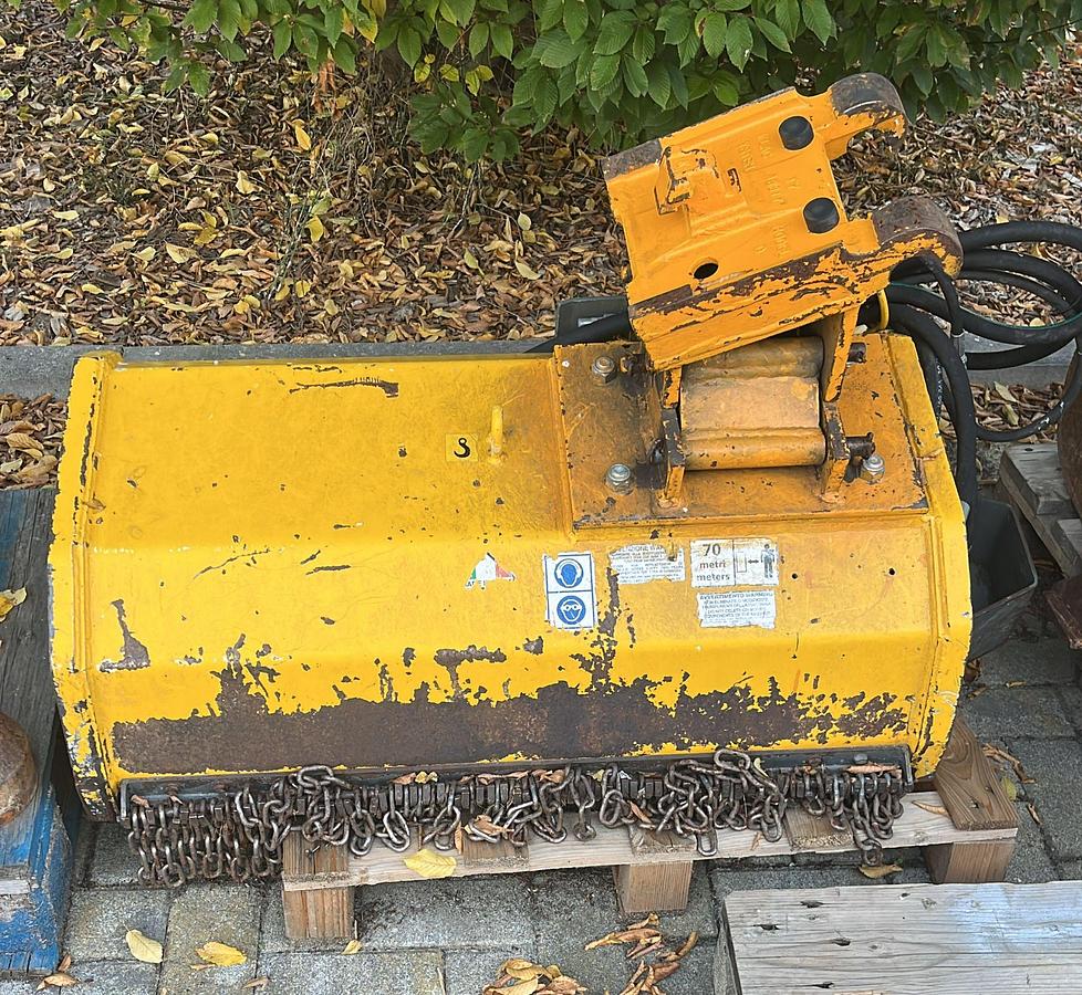 Usato 2005 Takeuchi TB135