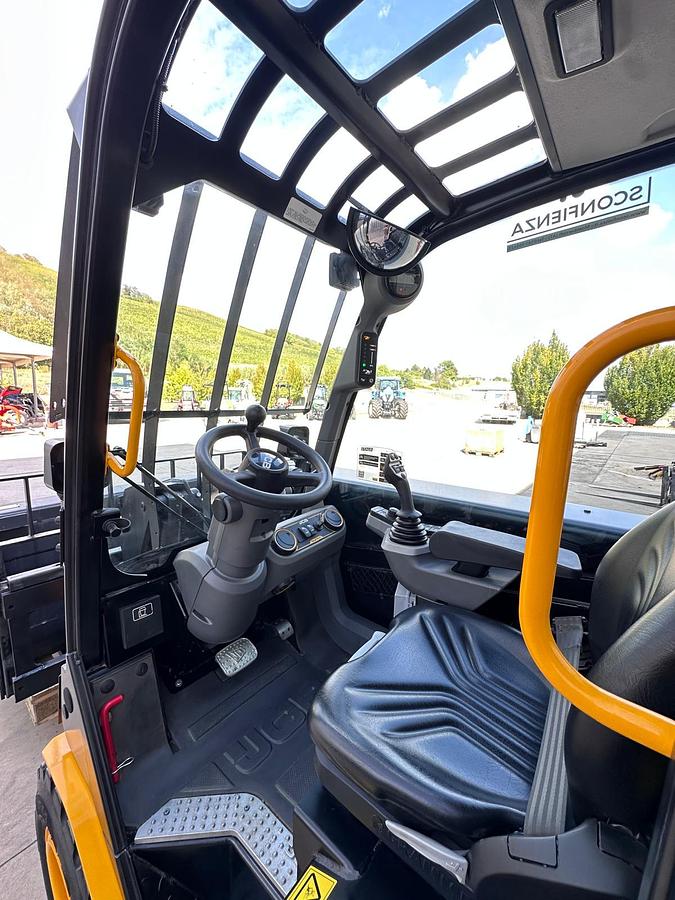 Usato 2023 JCB TELETRUCK 30-20D HL