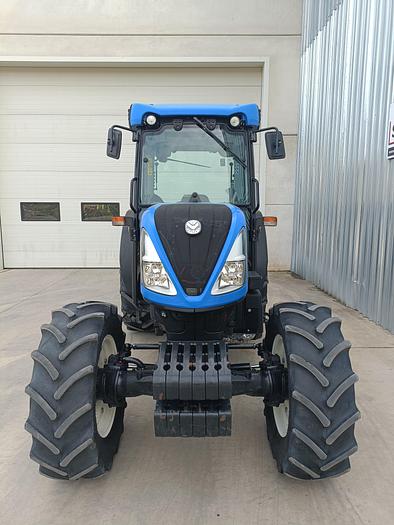 Usato 2019 New Holland T4.100 F SUPERSTEER