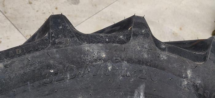 Usato Continental 320/70R20