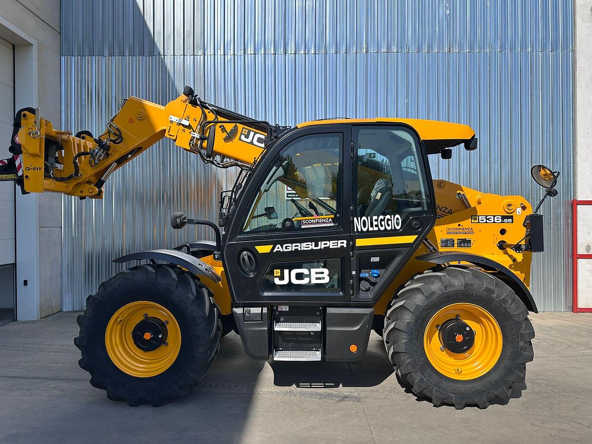 Usato 2023 JCB 536-95 Agri Super DTVT
