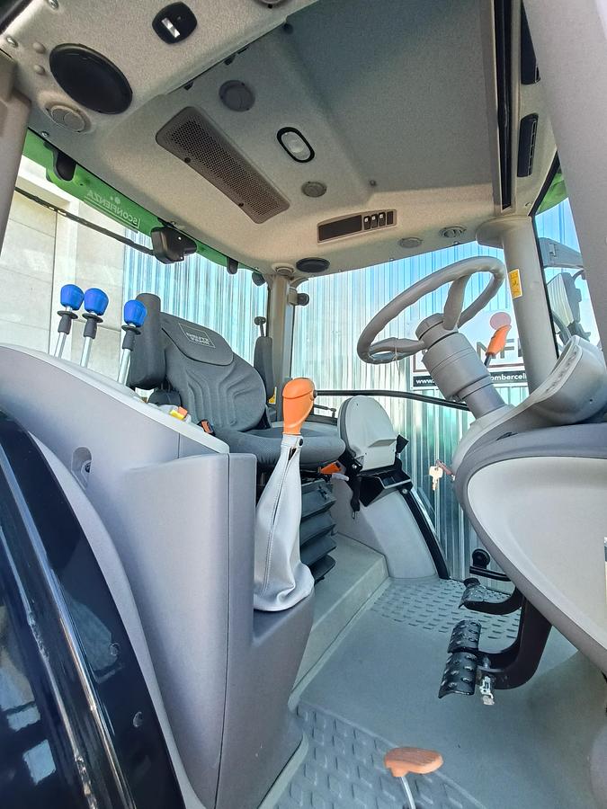 Usato 2020 DEUTZ-FAHR 5120G