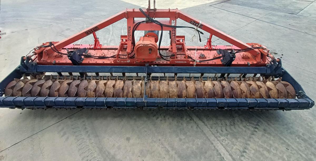 Usato 2002 MASCHIO GASPARDO 4m