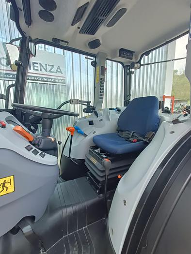 Usato 2019 New Holland T4.100 F SUPERSTEER