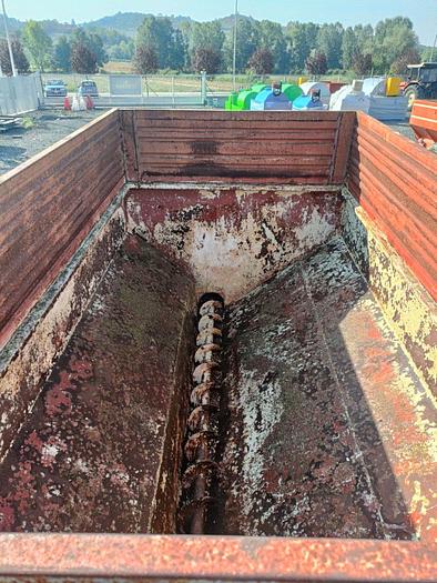 Usato Rimorchio Autoscaricante MASSA