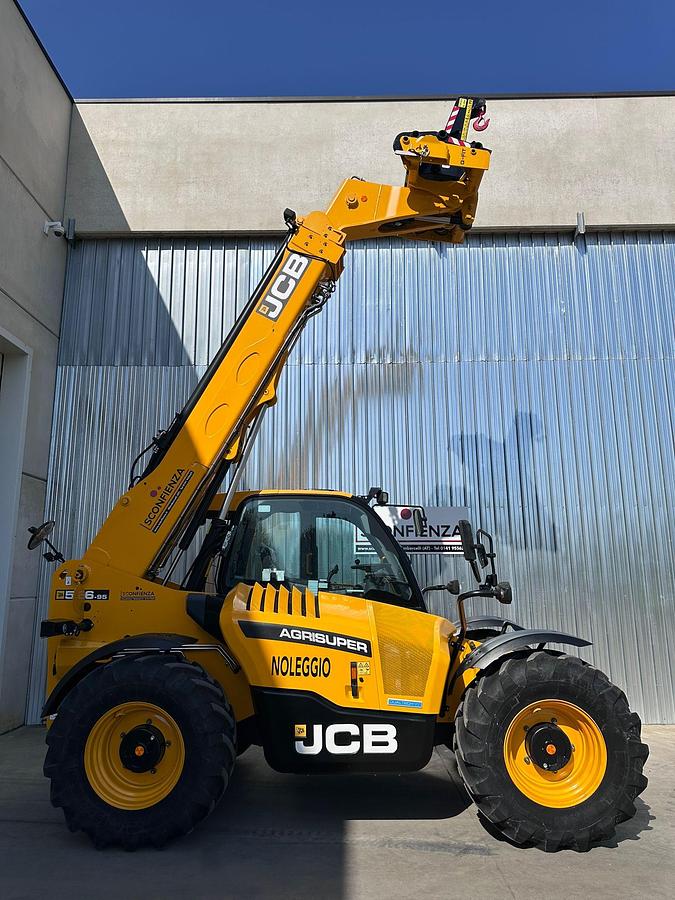 Usato 2023 JCB 536-95 Agri Super DTVT
