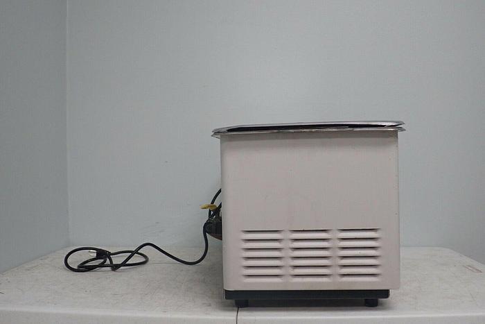 Used L&R Sweep Zone Quantrex S650 Model S 650 Ultrasonic Cleaner with Lid, Basket