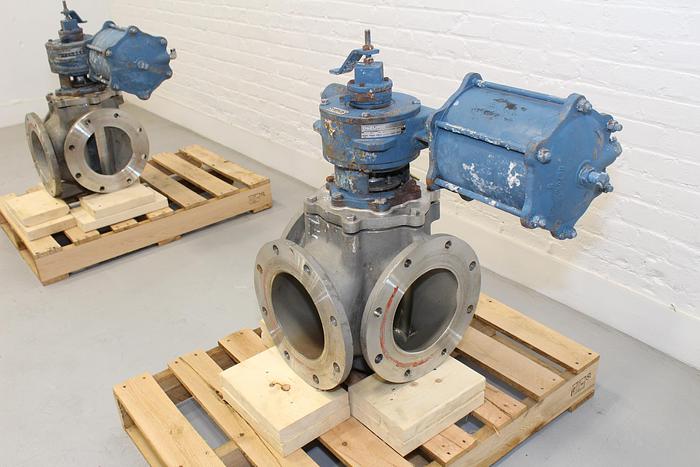 Used Dezurik 8" 3-way Air Operated Valve #43978