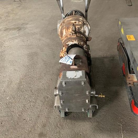 Used APV 5 Hp 2.5" x 2.5" Positive Displacement Pump  R4R