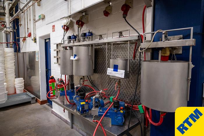 Used (2) Deposited Hard Candy Lines