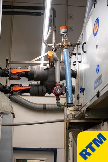 Used (2) Deposited Hard Candy Lines