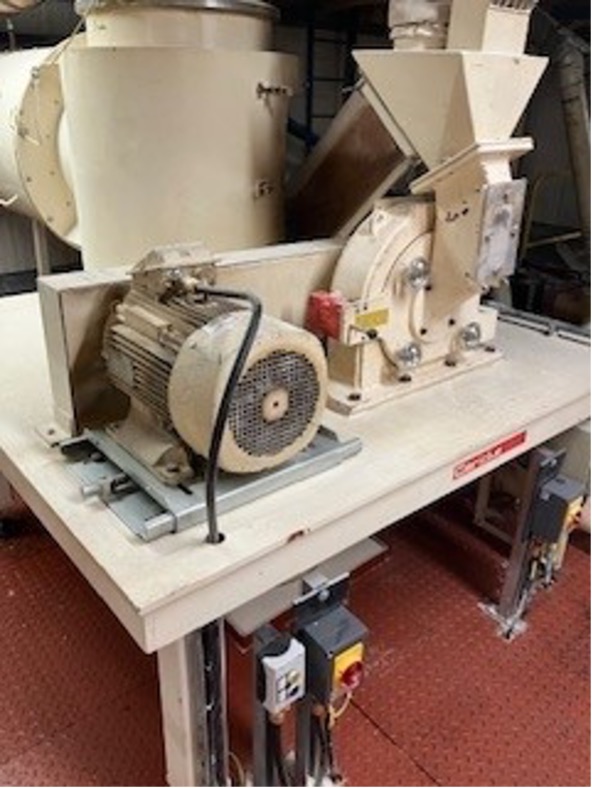 Used RUSK & CRUMB (Breadcrumb-Type Filler) PRODUCTION AND PACKAGING LINE