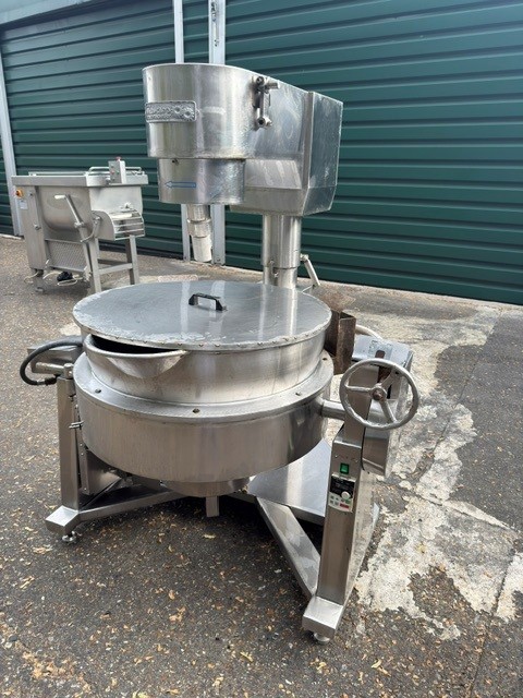 Used Cooking Pan / Mixer