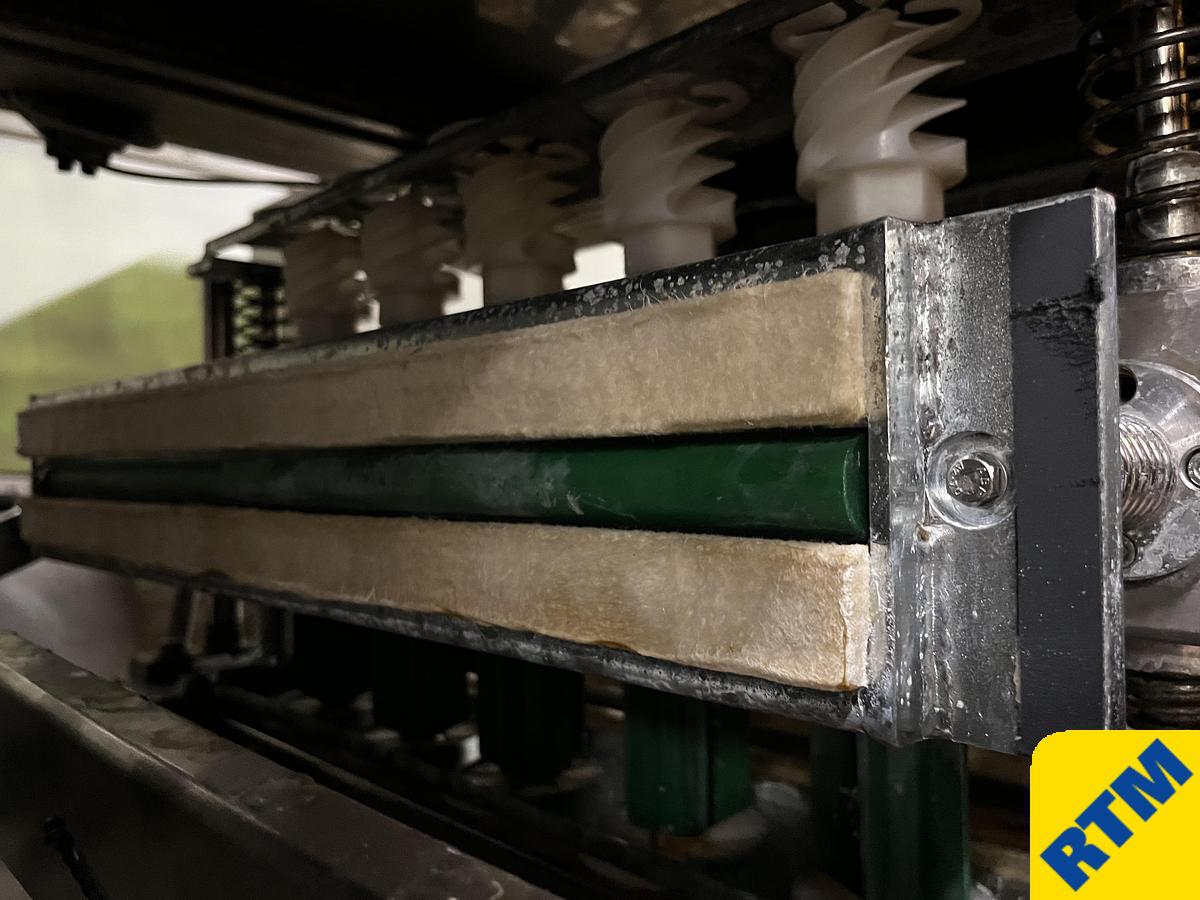 Used LINE TO PRODUCE STAMPED ROLLS, BUNS & MINI-BAGUETTES