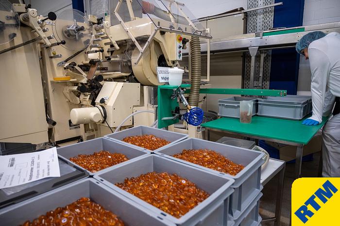 Used (2) Deposited Hard Candy Lines