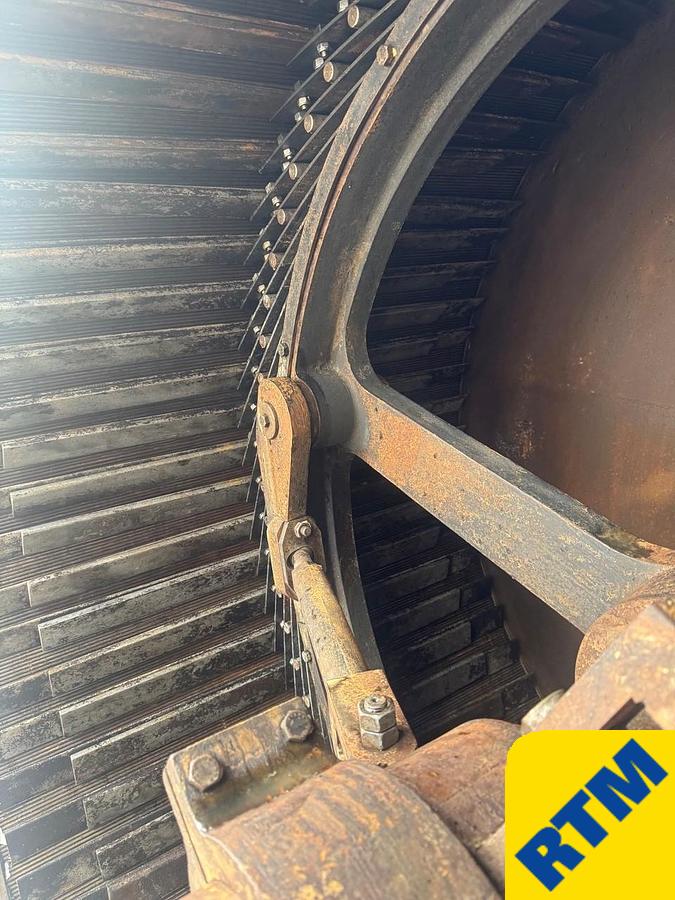 Used Universal Refiner Conche