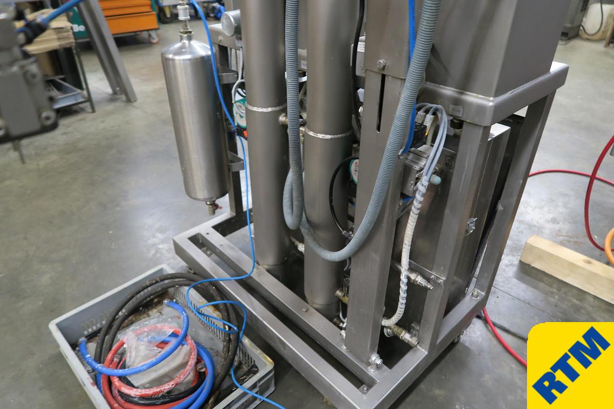 Used Chocolate Stringer-Decorator