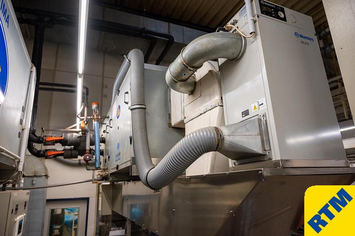 Used (2) Deposited Hard Candy Lines