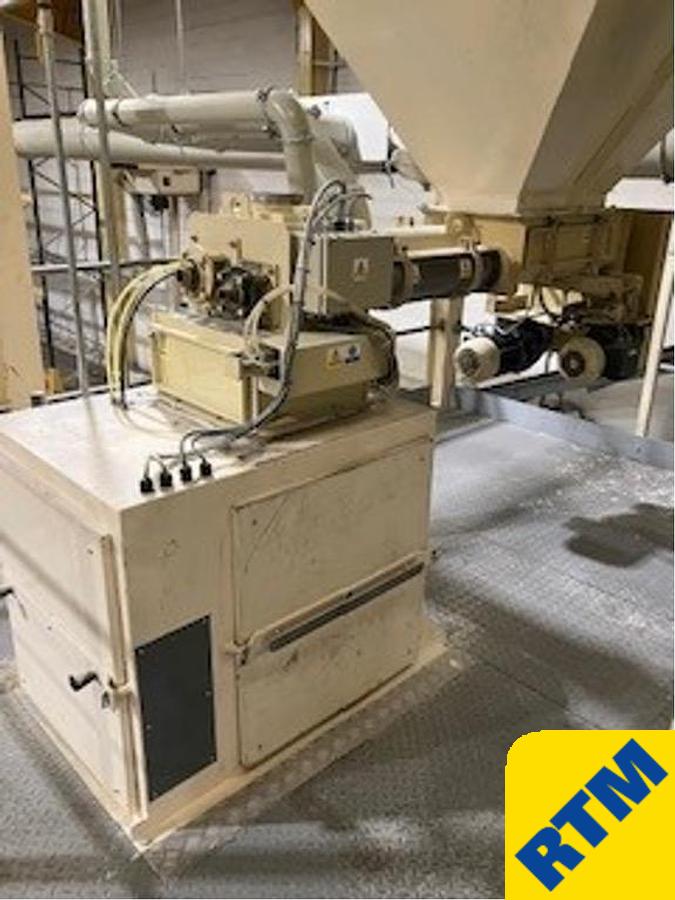 Used RUSK & CRUMB (Breadcrumb-Type Filler) PRODUCTION AND PACKAGING LINE