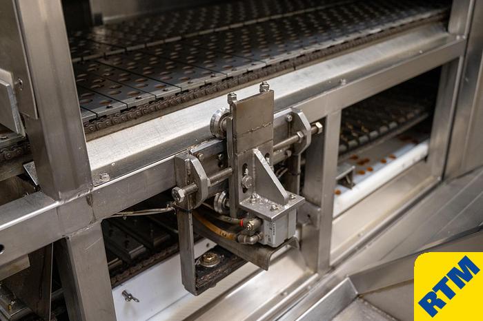 Used (2) Deposited Hard Candy Lines