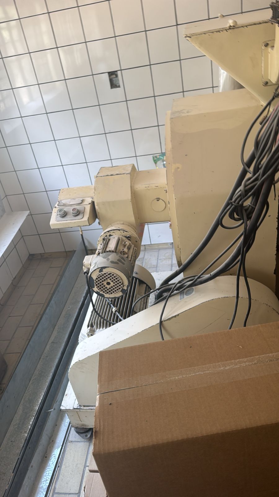 Used Macintyre Universal Refiner Conche