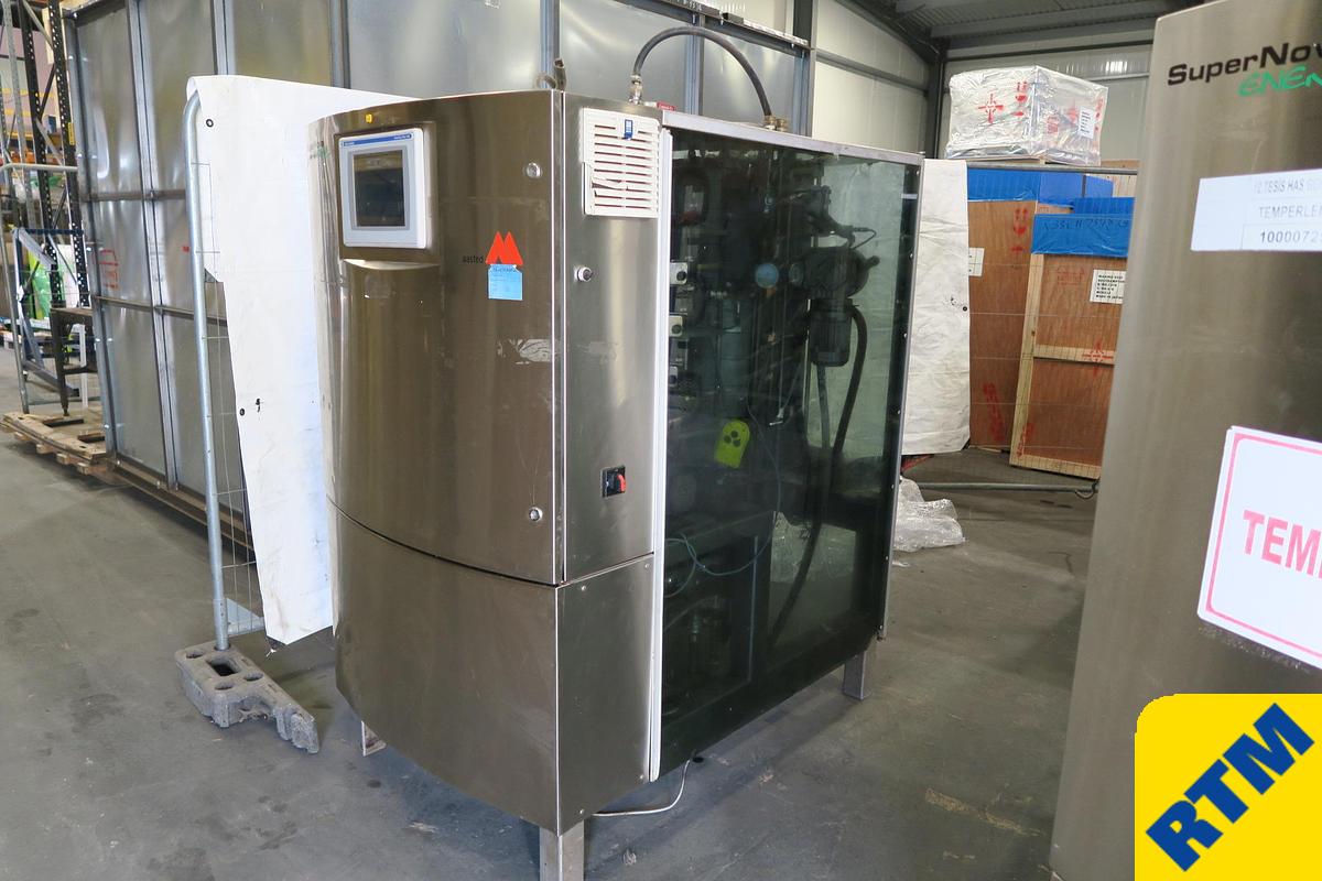 Used (4) Chocolate Temperers