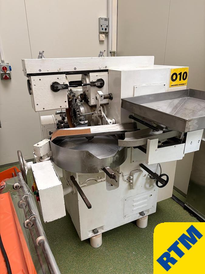 Used (2) Hard Candy Double Twist Wrappers