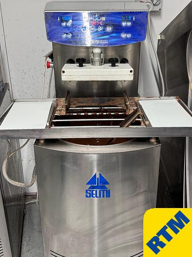 Used Chocolate Temperer