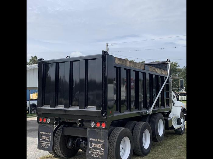 Used 2011 Kenworth T440 tri axle dump truck