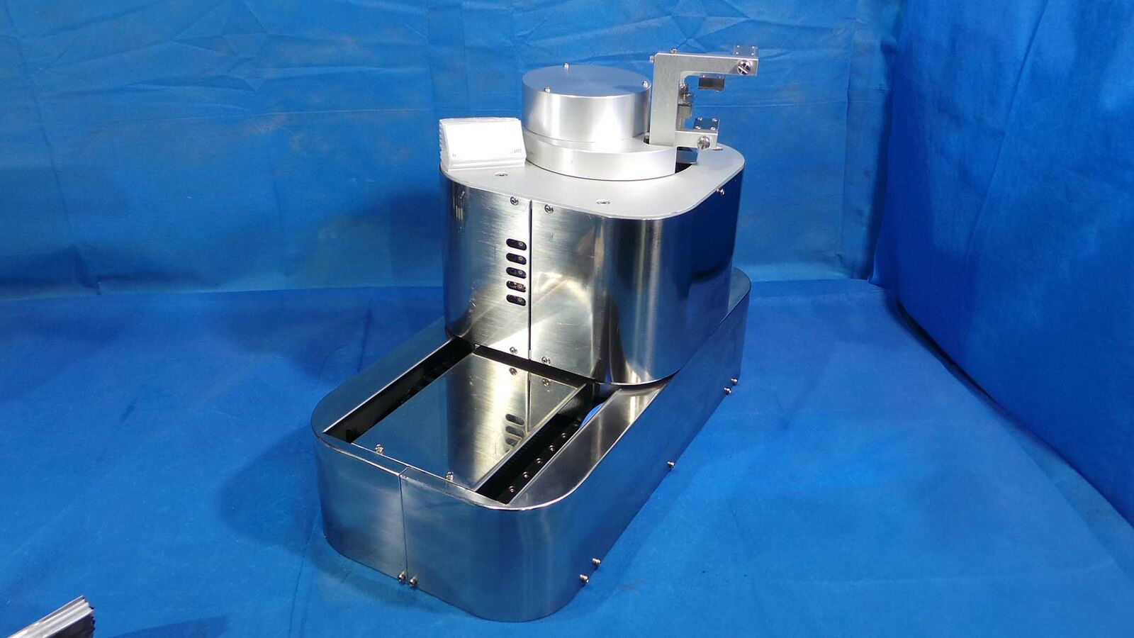 Used NSK Ltd MTZ11045N501 Robot, Type MTZ11045N501 / 2.0 V-III / Motorized Precision Guide Ro