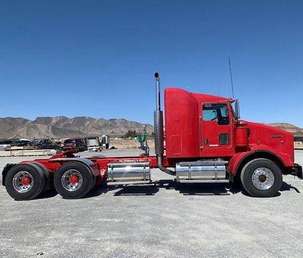 Used 2006 KENWORTH T800