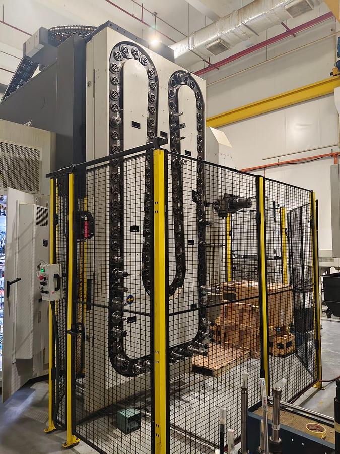 Used 2017 Correa FOX Bridge type CNC milling machine