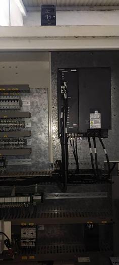 Used 2011 LK TC-510 CNC DRILL AND TAP MILLING MACHINE