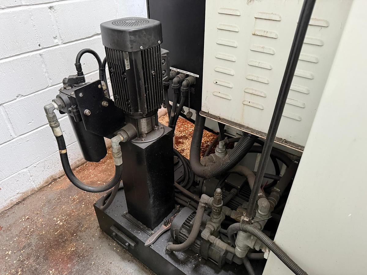 Used Hurco VMX30T CNC Vertical Machining Centre