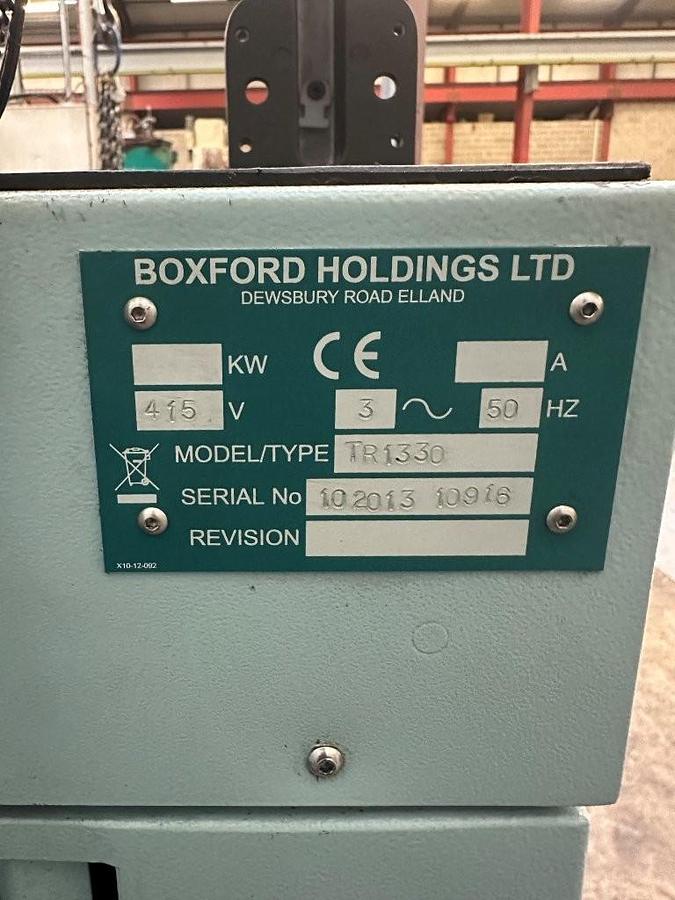 Used Boxford 330TR Straight Bed Centre Lathe