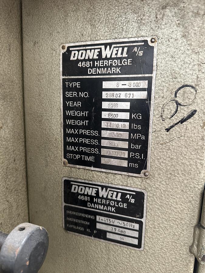 Used Safan Donewell 3000mm x 6mm Guillotine