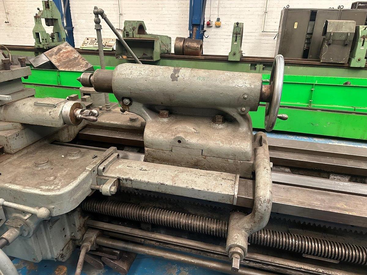 Used Lang 28″ x 200″ Gap bed Centre Lathe