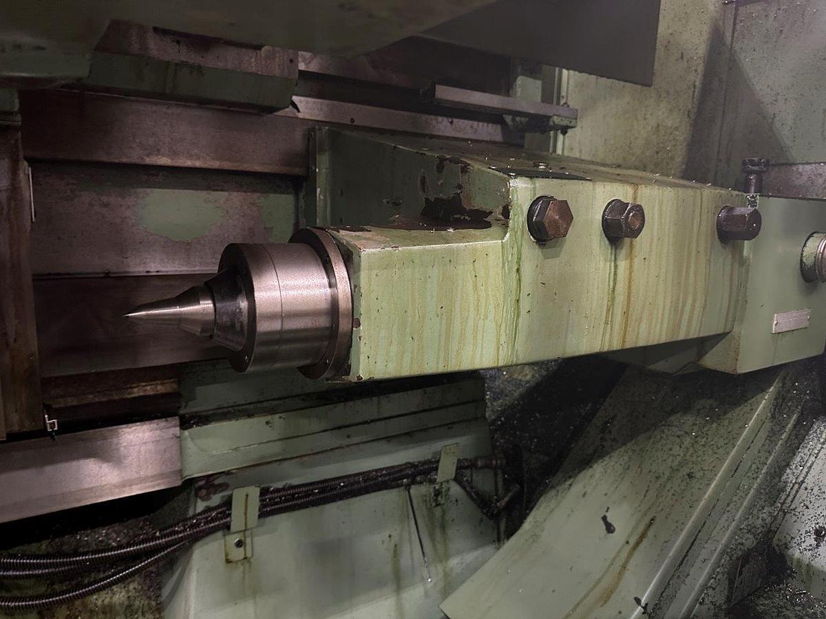 Used DSG Series 3000 CNC Lathe (1990)