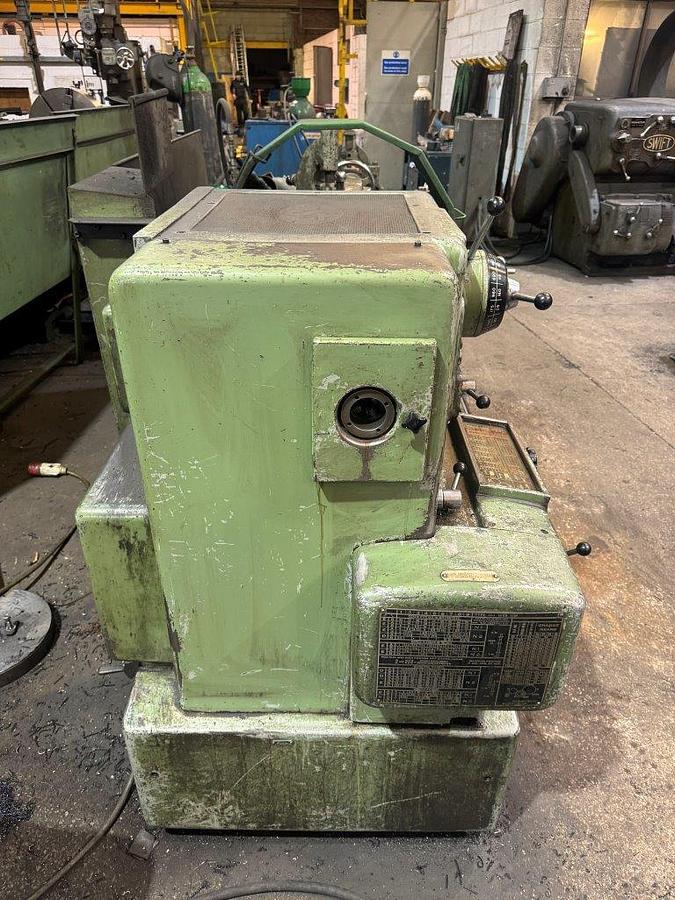 Used DSG Type 1609 x 60 Centre Lathe