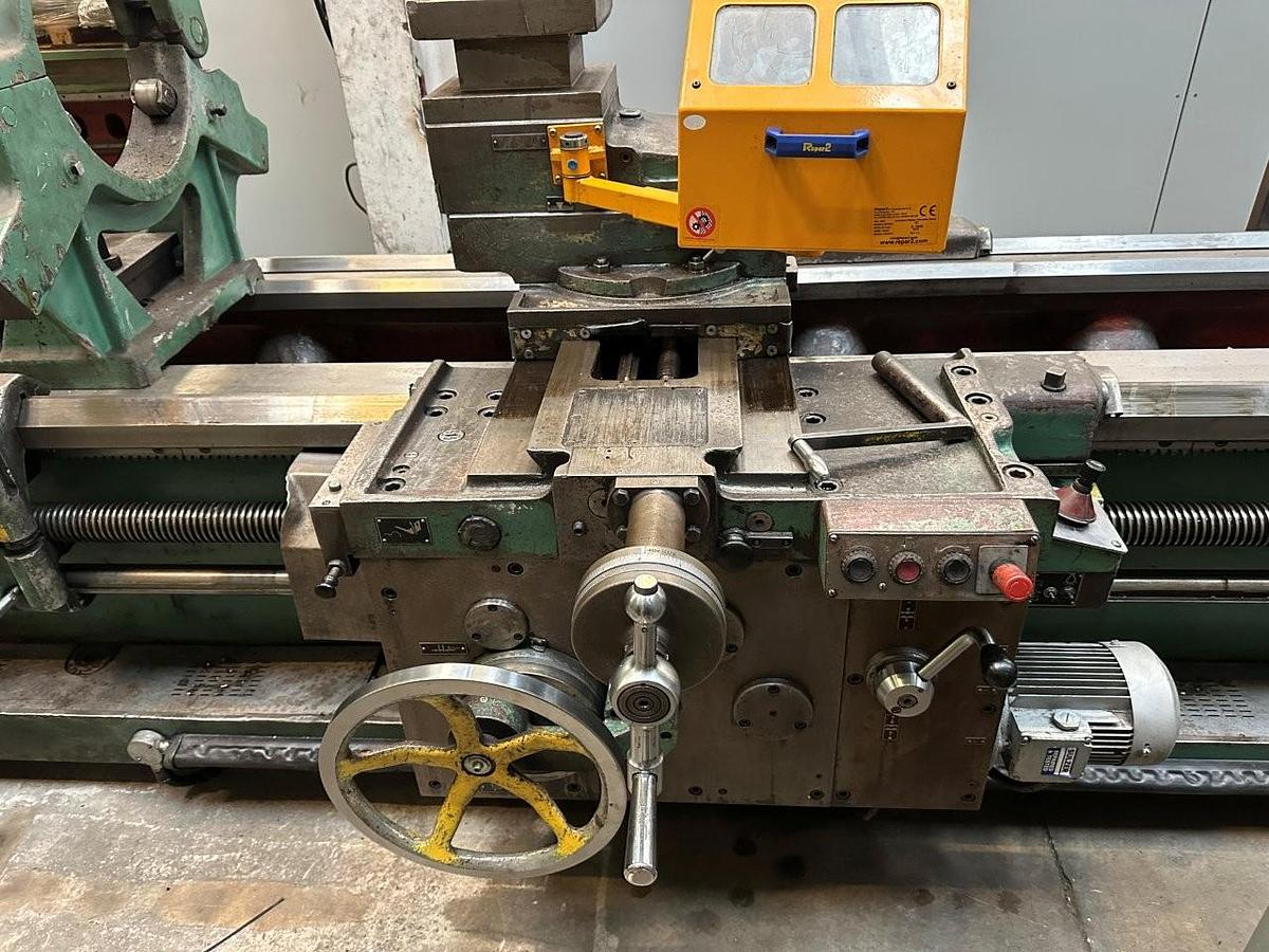 Used Mostana 1M65 x 5000mm Centre Lathe