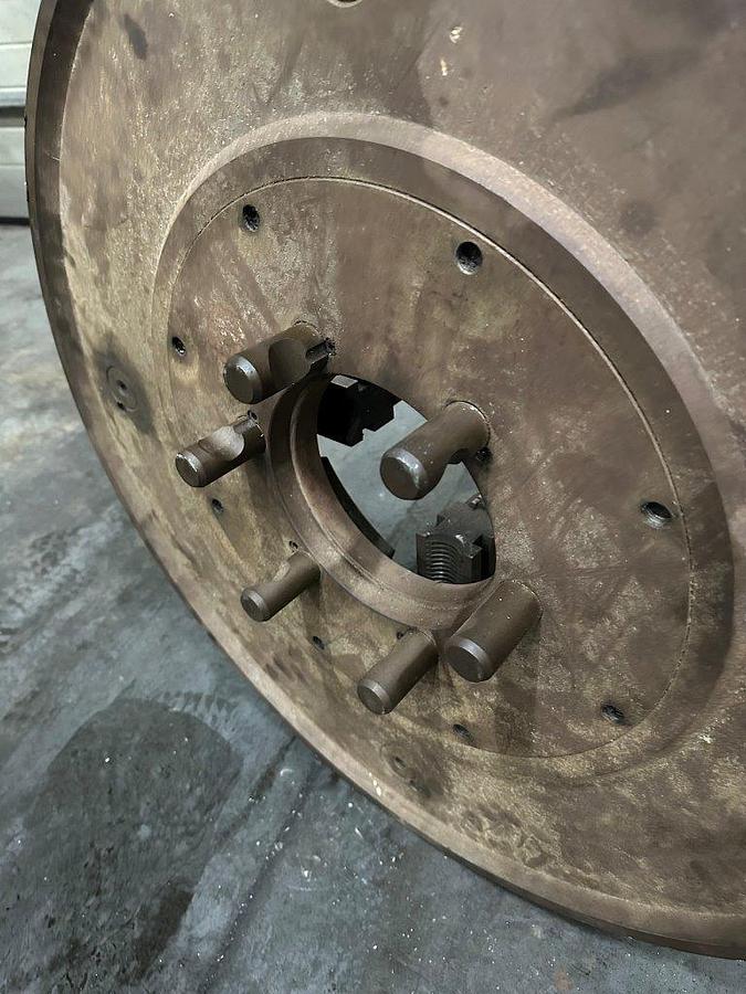 Used 30″ Pratt 4 Jaw Chuck