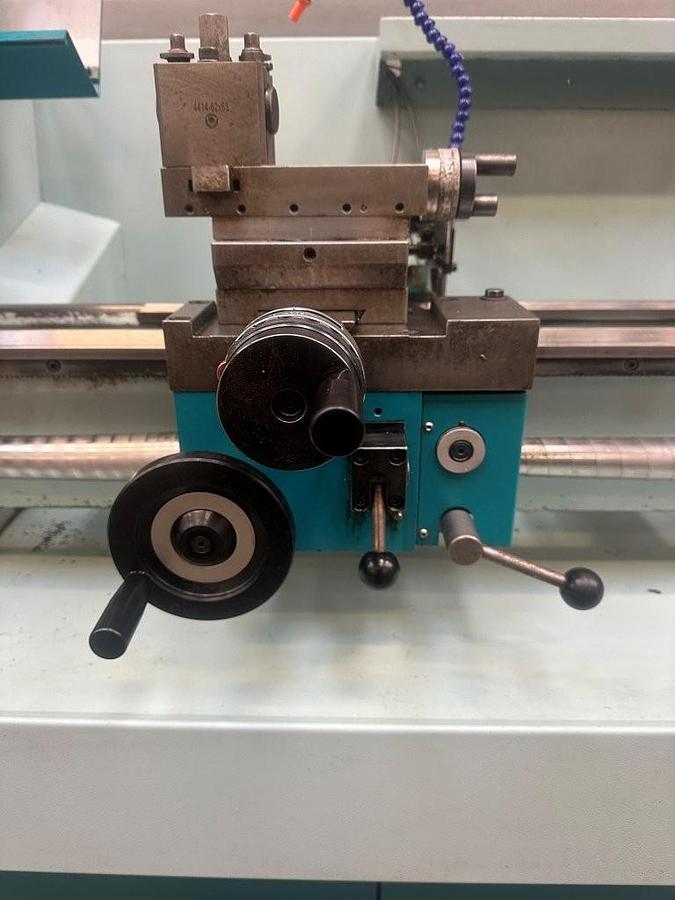 Used Boxford 330TR Straight Bed Centre Lathe