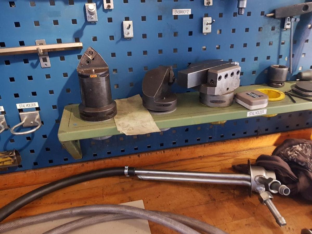 Used Titan Umaro CNC VTL Model SC33 3000mm