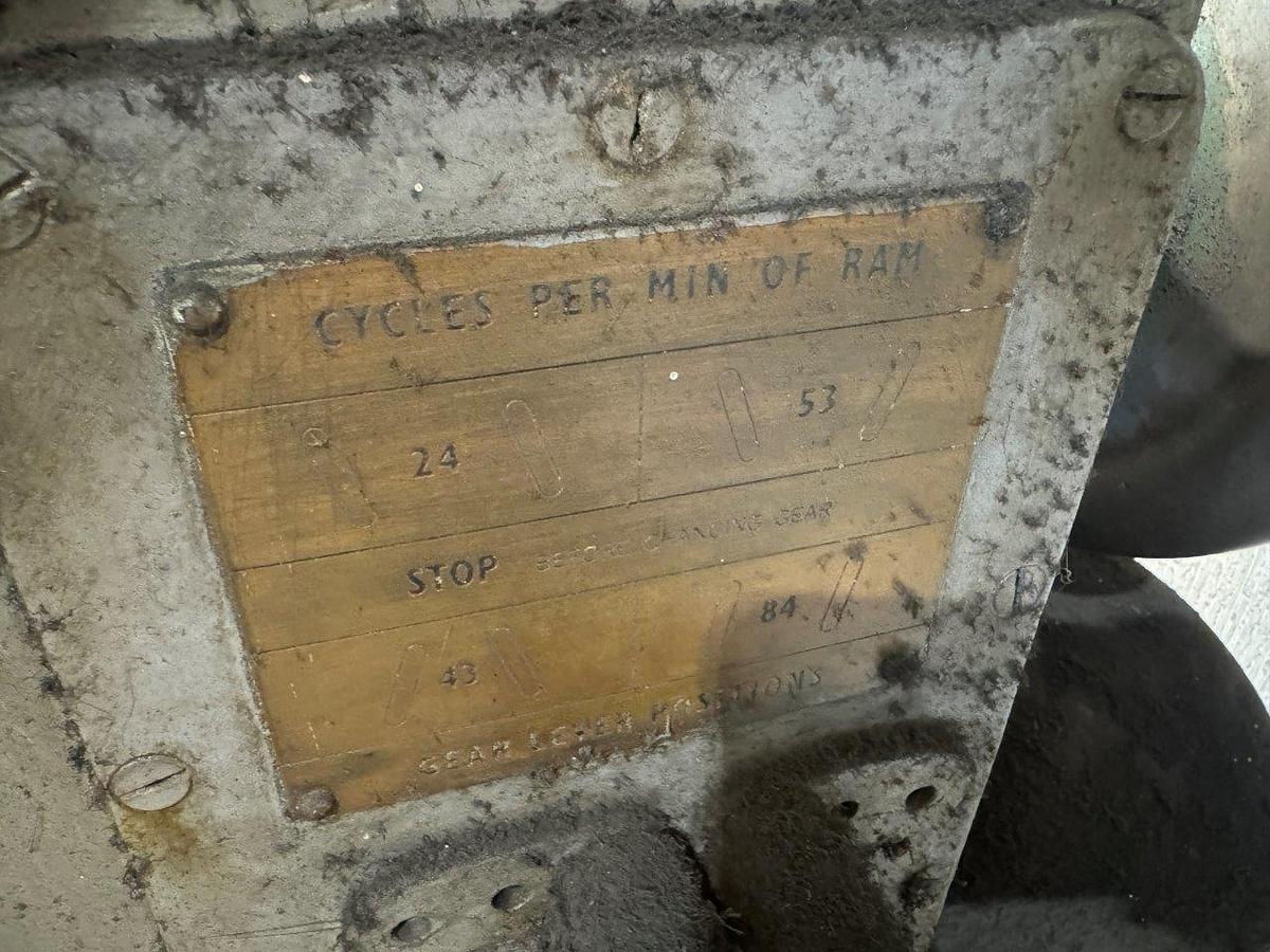 Used FJ Edwards 8″ Slotter