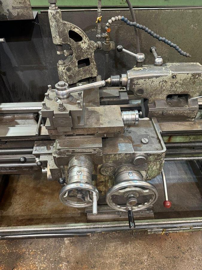 Used DSG Type 1609 x 60 Centre Lathe