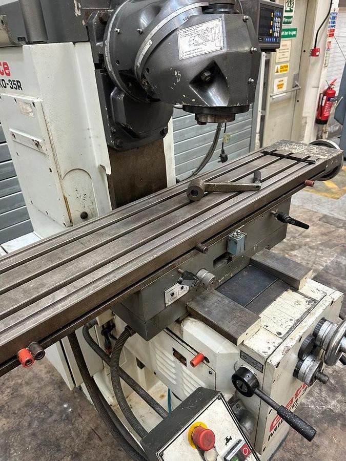 Used Gate Milko 35R Universal Milling Machine