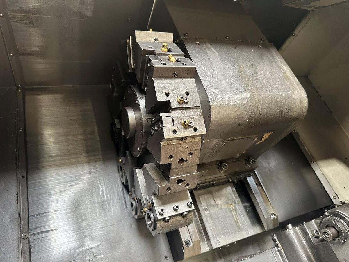 Used Daewoo Puma 10HC CNC Lathe