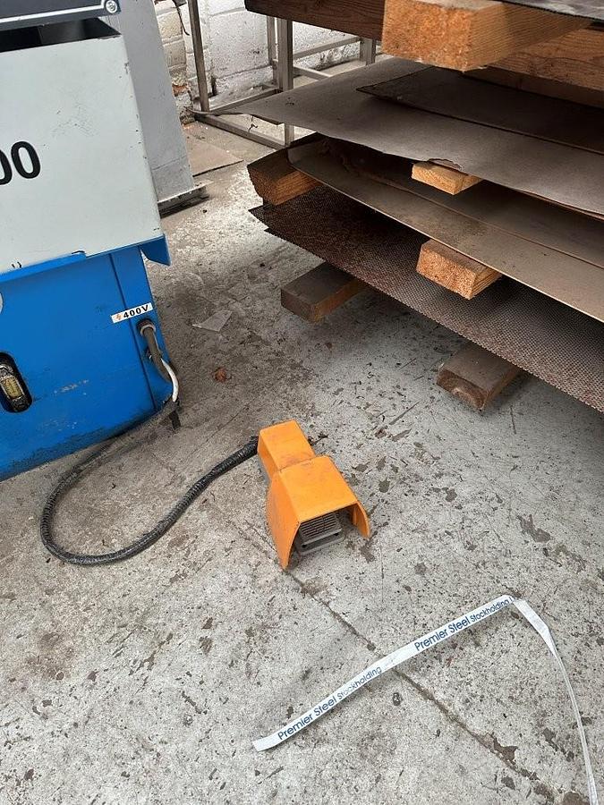 Used Techna Fab QF28Y-4×200 Corner Notcher