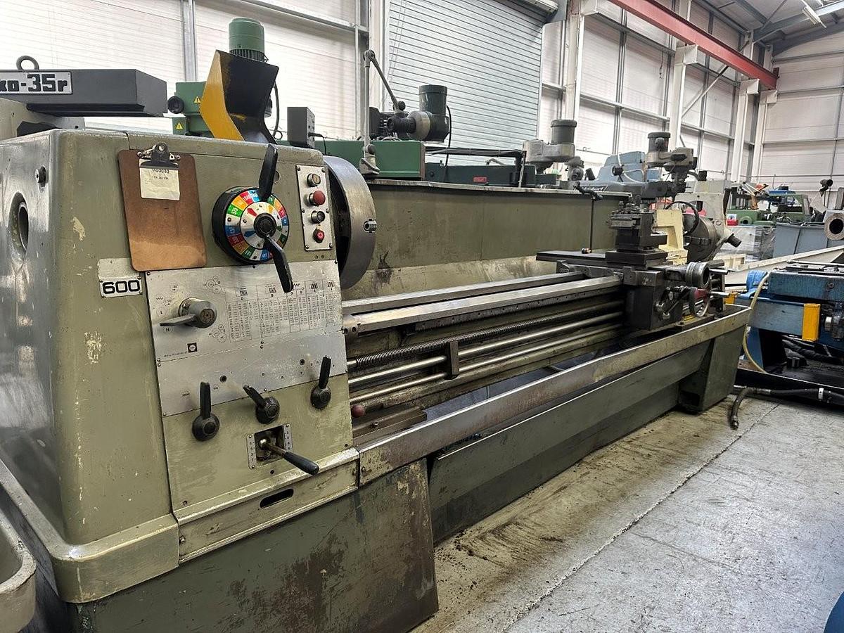 Used Colchester Mastiff 1400 Gap Bed Centre Lathe x 100"