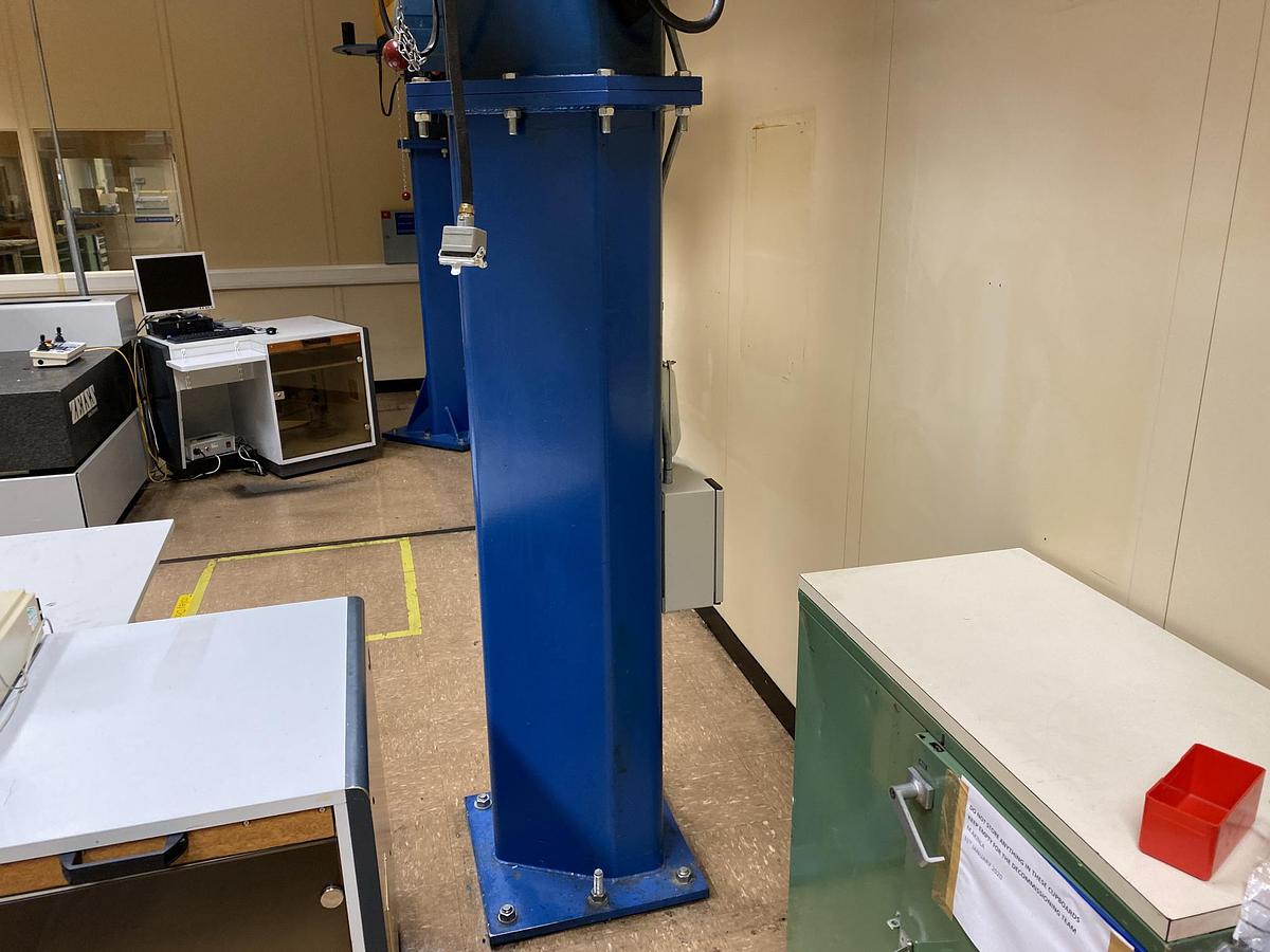 Used Swinging Jib Arm Crane DEMAG 125 kgs